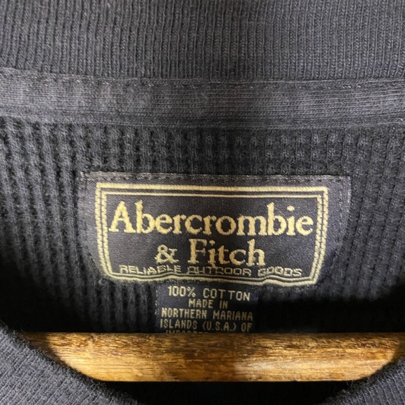 Abercrombie & Fitch Sweater - Picture 2 of 8